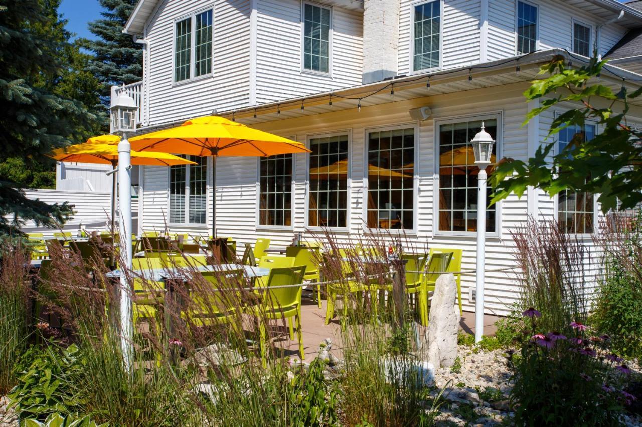 Julie'S Park Cafe & Motel Fish Creek Exterior photo